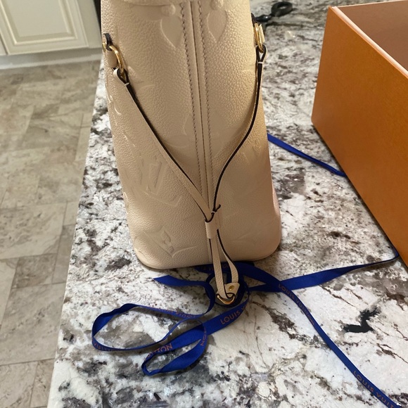 BNWT Empriente Neverfull MM - Picture 3 of 16